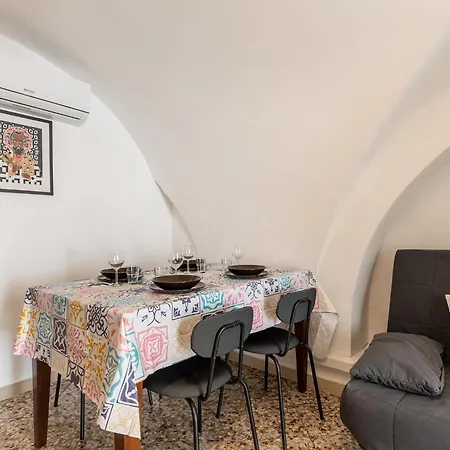 Antica Dimora Dell'abate * Бари